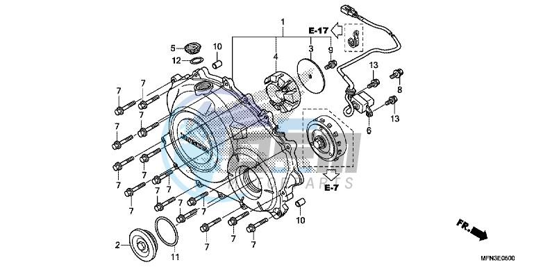 RIGHT CRANKCASE COVER