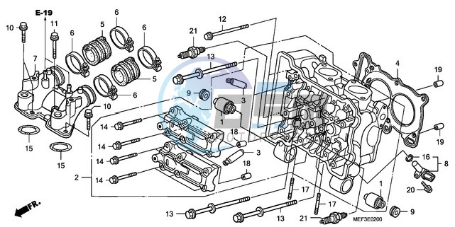 CYLINDER HEAD