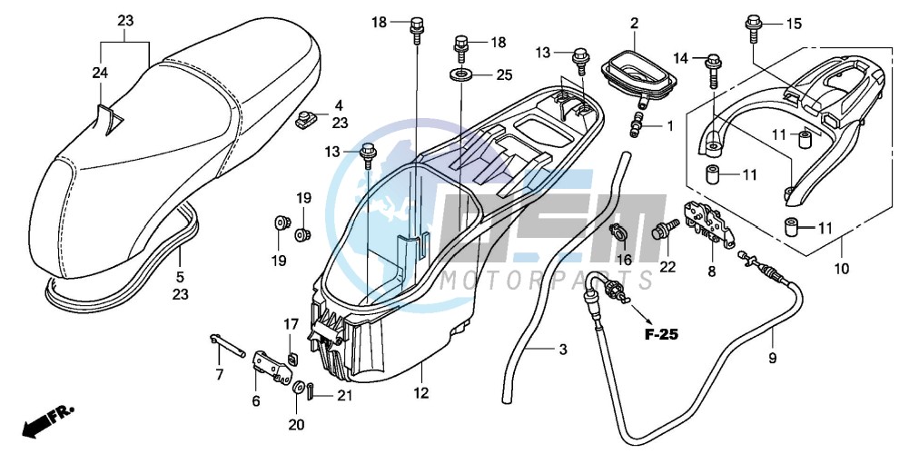 SEAT/LUGGAGE BOX