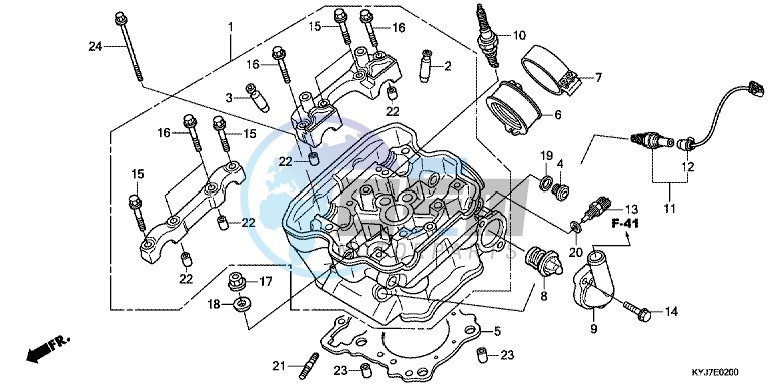 CYLINDER HEAD