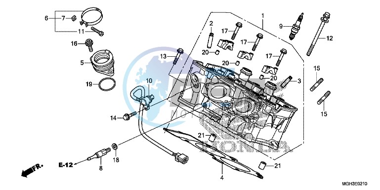 CYLINDER HEAD (REAR)