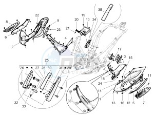 Beverly 300 RST 4T 4V ie E3 drawing Central cover - Footrests