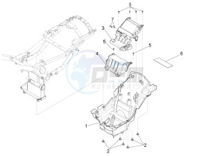 California 1400 Touring SE ABS 1380 drawing Saddle compartment