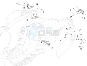 946 150 4T 3V ABS ARMANI (NAFTA) drawing Rear headlamps - Turn signal lamps