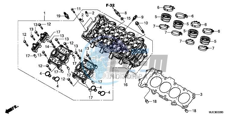 CYLINDER HEAD