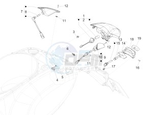 Sprint 125 4T 3V ie (APAC) (CAPH, EX, RK, TW, VT) drawing Rear headlamps - Turn signal lamps