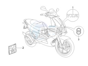 Runner 200 VXR 4t Race e3 drawing Plates - Emblems