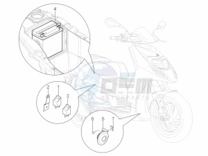 Typhoon 125 4T 2V E3 (NAFTA) drawing Remote control switches - Battery - Horn