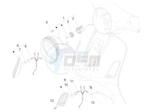 SUPER GTS 125 4T 3V IE NOABS E2-E3 (APAC) drawing Front headlamps - Turn signal lamps