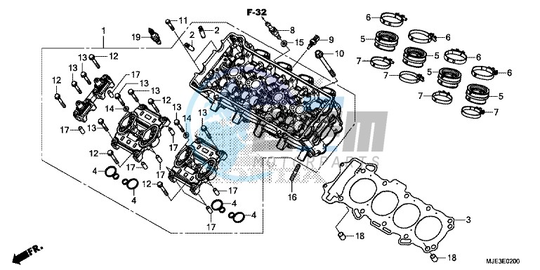 CYLINDER HEAD