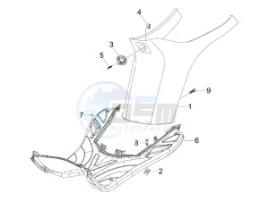 Typhoon 50 (UK) UK drawing Central cover - Footrests