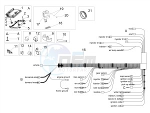 RSV4 1000 Racing Factory E4 ABS (EMEA, LATAM) drawing Central electrical system