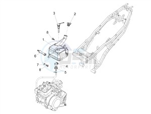 RS4 50 2T E4 (APAC, EMEA) drawing Mix oil tank