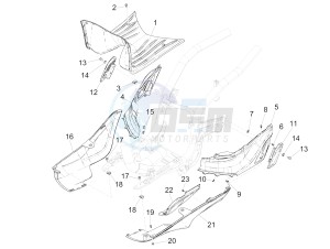 Liberty 50 iGet 4T 3V 25kmh (EMEA) drawing Central cover - Footrests