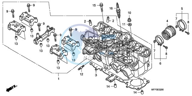 CYLINDER HEAD