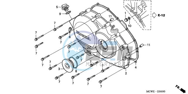 RIGHT CRANKCASE COVER