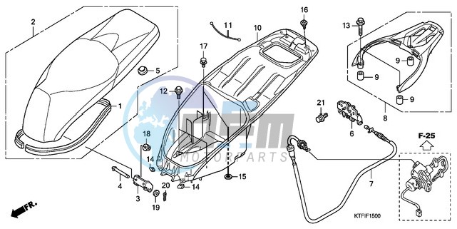 SEAT/LUGGAGE BOX