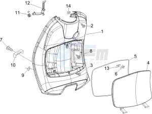 LXV 150 4T USA drawing Front glovebox - Knee-guard panel