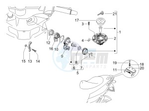 Runner 125 VX 4t SC e3 drawing Locks