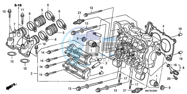 CYLINDER HEAD