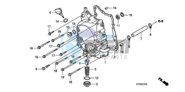 RIGHT CRANKCASE COVER