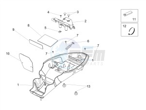 DORSODURO 900 E4 ABS (NAFTA) drawing Saddle compartment