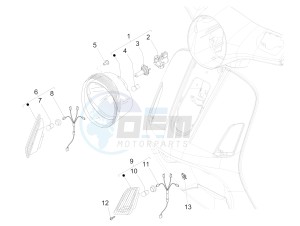 GTS Super 150 ie 4T 3V (APAC) (Au, Ex, Jp, Ri, T, V) drawing Front headlamps - Turn signal lamps