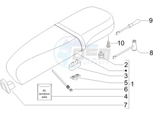 LX 50 2T drawing Saddle - Tool roll