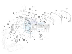 GTV 300 SEI GIORNI IE E4 ABS (EMEA) drawing Front glove-box - Knee-guard panel