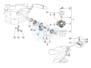 Runner 125 VX 4t SC e3 (UK) UK drawing Locks