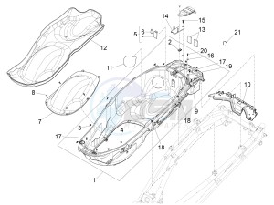 X10 125 4T 4V I.E. E3 (EMEA) drawing Helmet huosing - Undersaddle