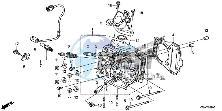 CYLINDER HEAD