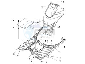 Carnaby 200 4t e3 drawing Central cover - Footrests