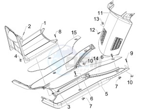 NRG POWER DT 50 drawing Central cover - Footrests