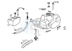 PREDATOR O2 - 50 cc drawing FUEL AND OIL TANK