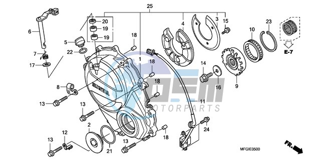 RIGHT CRANKCASE COVER