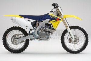 RM-Z450 (E3-E28) drawing * COLOR PICTURE RM-Z450K8 *