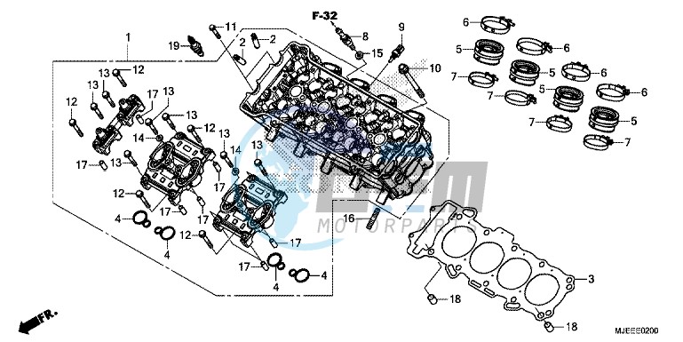 CYLINDER HEAD