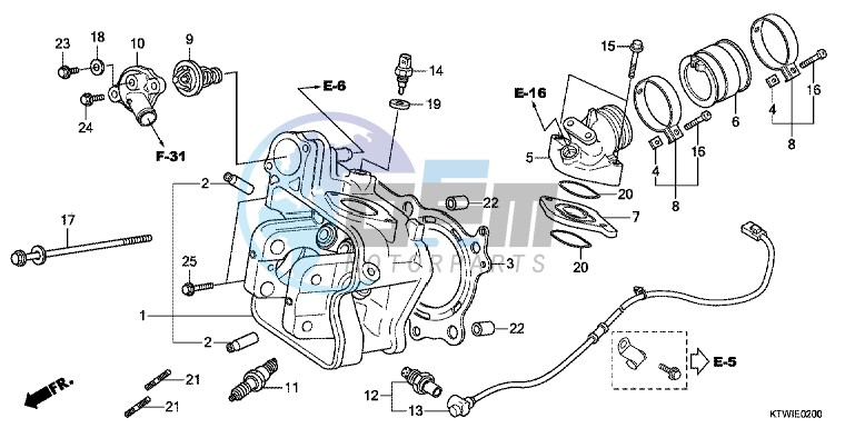 CYLINDER HEAD