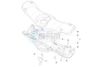 946 125 4T 3V ABS (EMEA, APAC) drawing Handlebars coverages