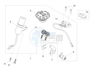 V7 III Racer 750 e4 (NAFTA) drawing Locks