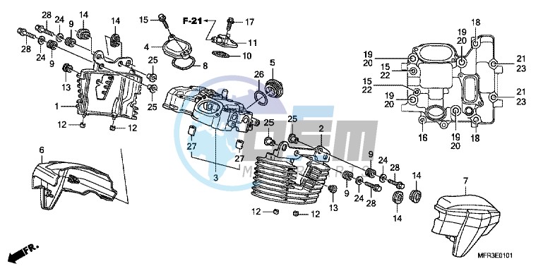 REAR CYLINDER HEAD COVER