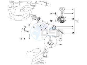 Runner 50 Pure Jet Race (CH) CH drawing Locks