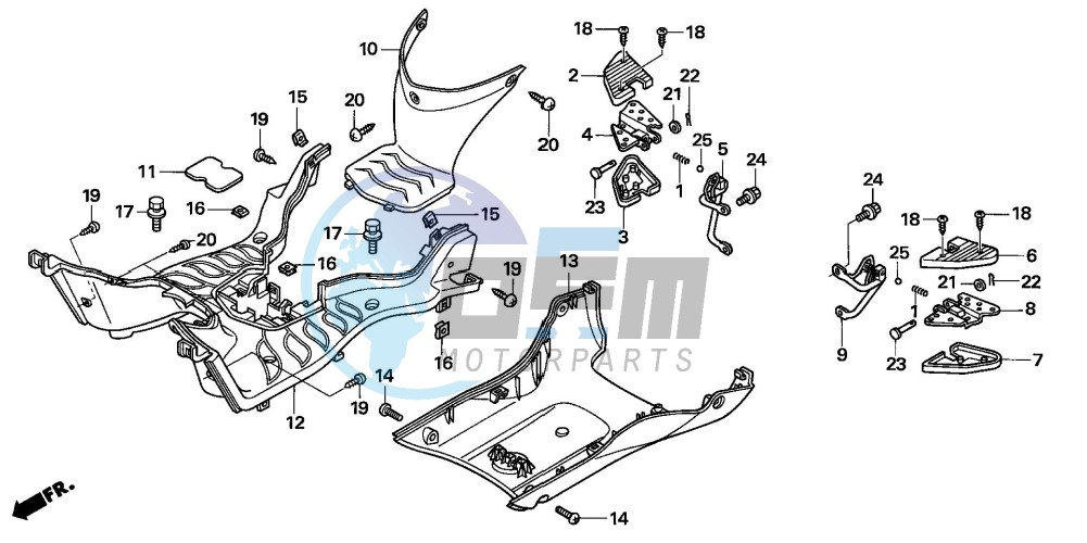 FLOOR PANEL/PILLION STEP