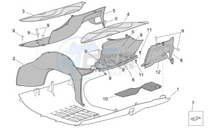 Scarabeo 125-250 e2 (eng. piaggio) drawing Central body II