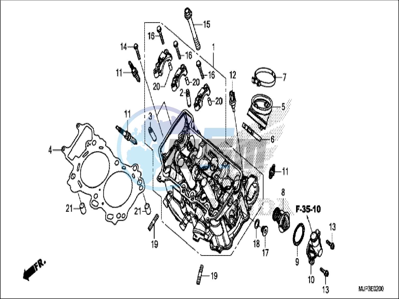 CYLINDER HEAD