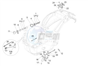 PRIMAVERA 150 4T 3V IGET ABS E4 (EMEA) drawing Locks