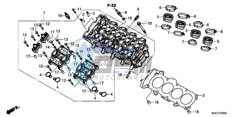 CYLINDER HEAD