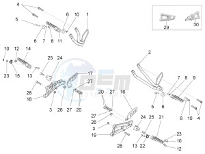 RS4 125 4T drawing Foot rests