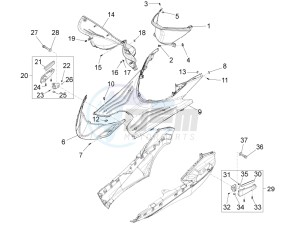 Fly 125 4t e3 (Vietnam) Vietnam drawing Central cover - Footrests